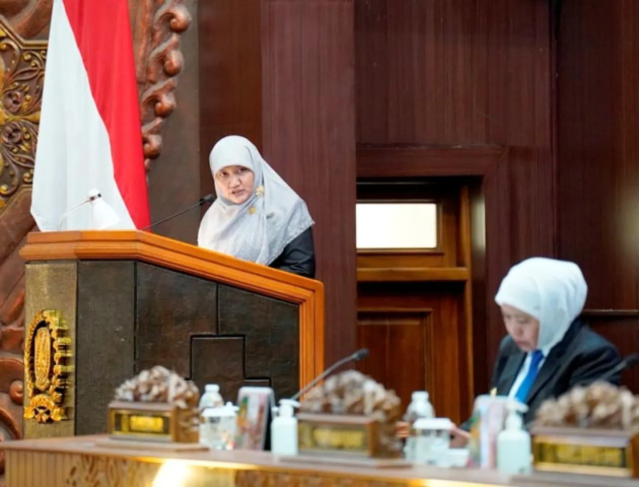 Kritisi LKPJ Khofifah, PKS Singgung Dampak 965 Penghargaan ke Warga Jatim!