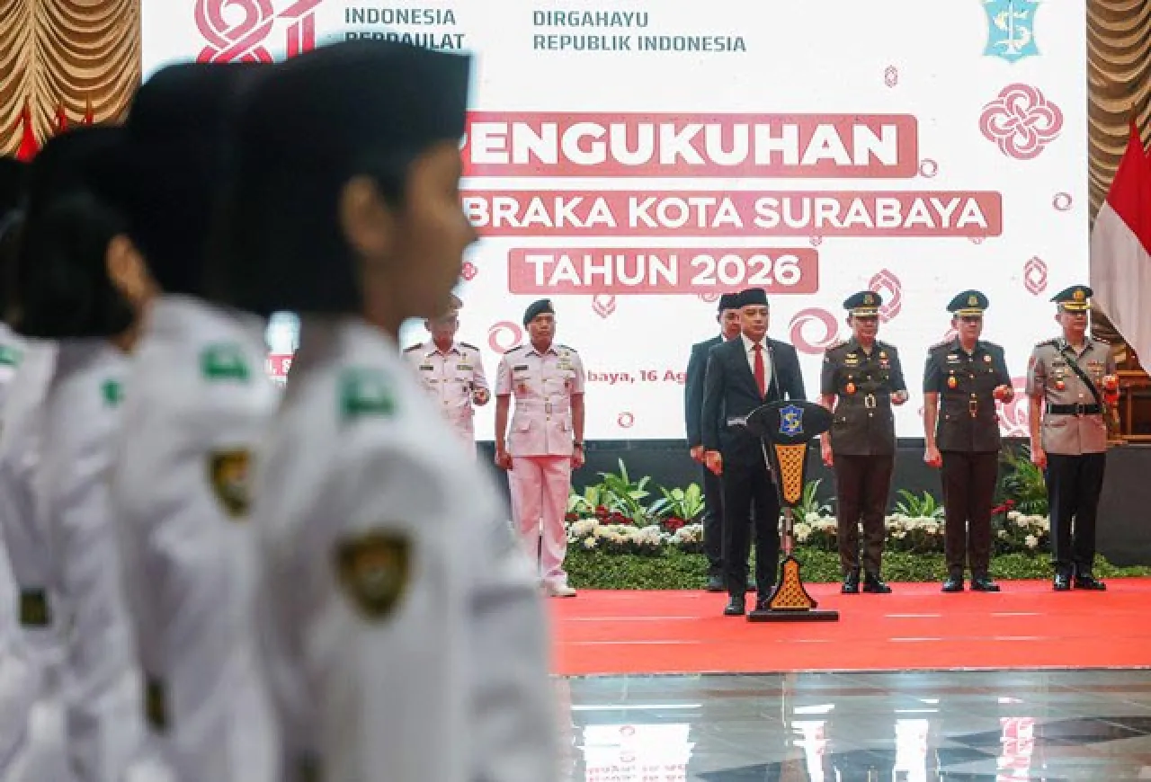 Eri Cahyadi Kukuhkan Paskibraka: Merah Putih Tak Bisa Dikibarkan Sembarang Orang!