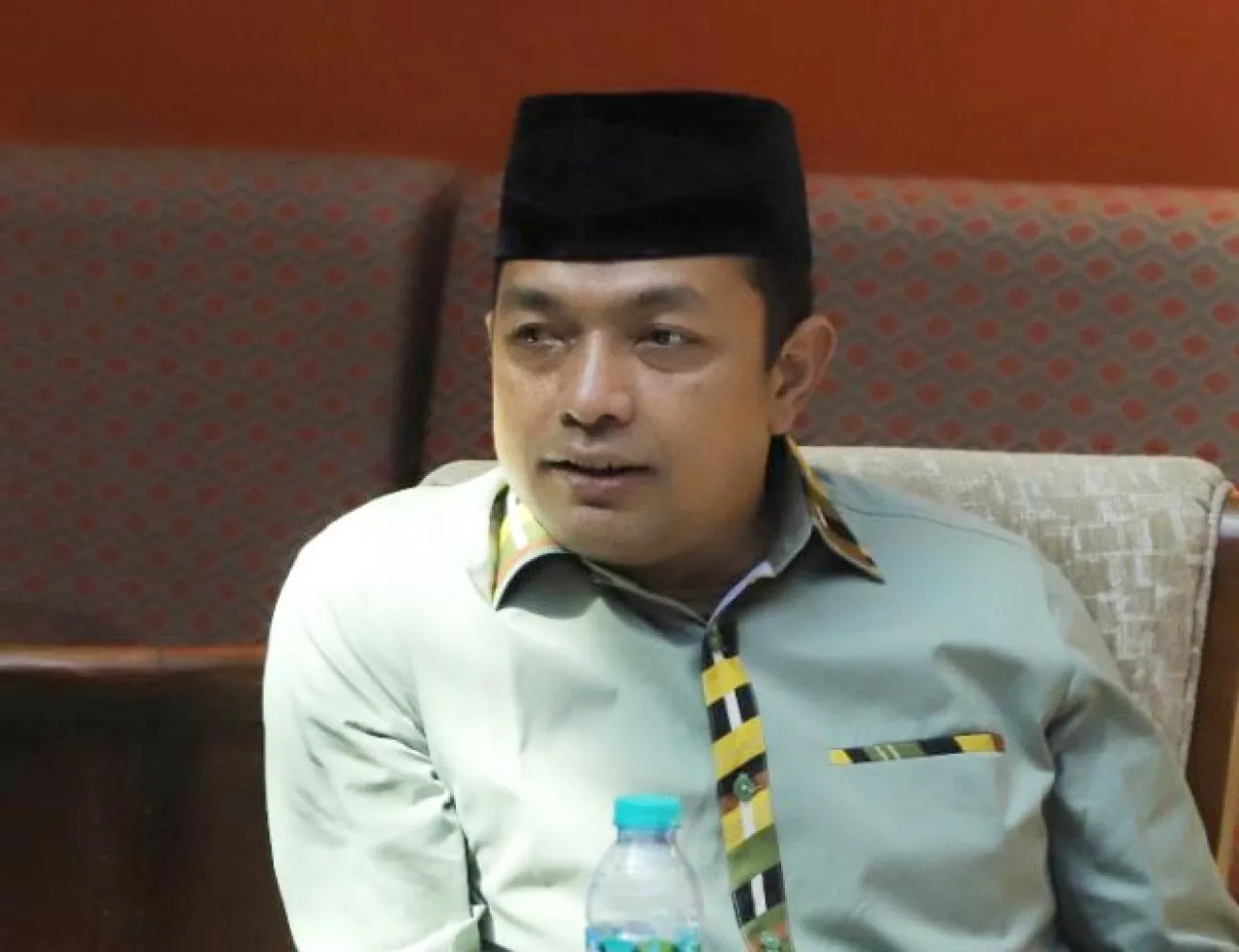 Komedi Desil: Saat Dargombes Dilarang Miskin, Investor Asing Pilih Angkat Kaki!