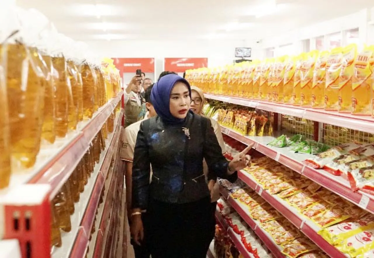 Subandi Tak Hadiri Acara KDKMP, Zulhas Ajak Doakan Mimik Jadi Bupati Sidoarjo!