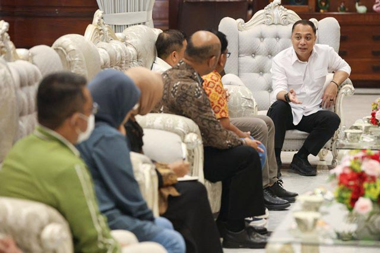 ABPPTSI Jatim Puji Eri Cahyadi Petakan Keluarga Miskin Desil 1-5: Terobosan Berani!