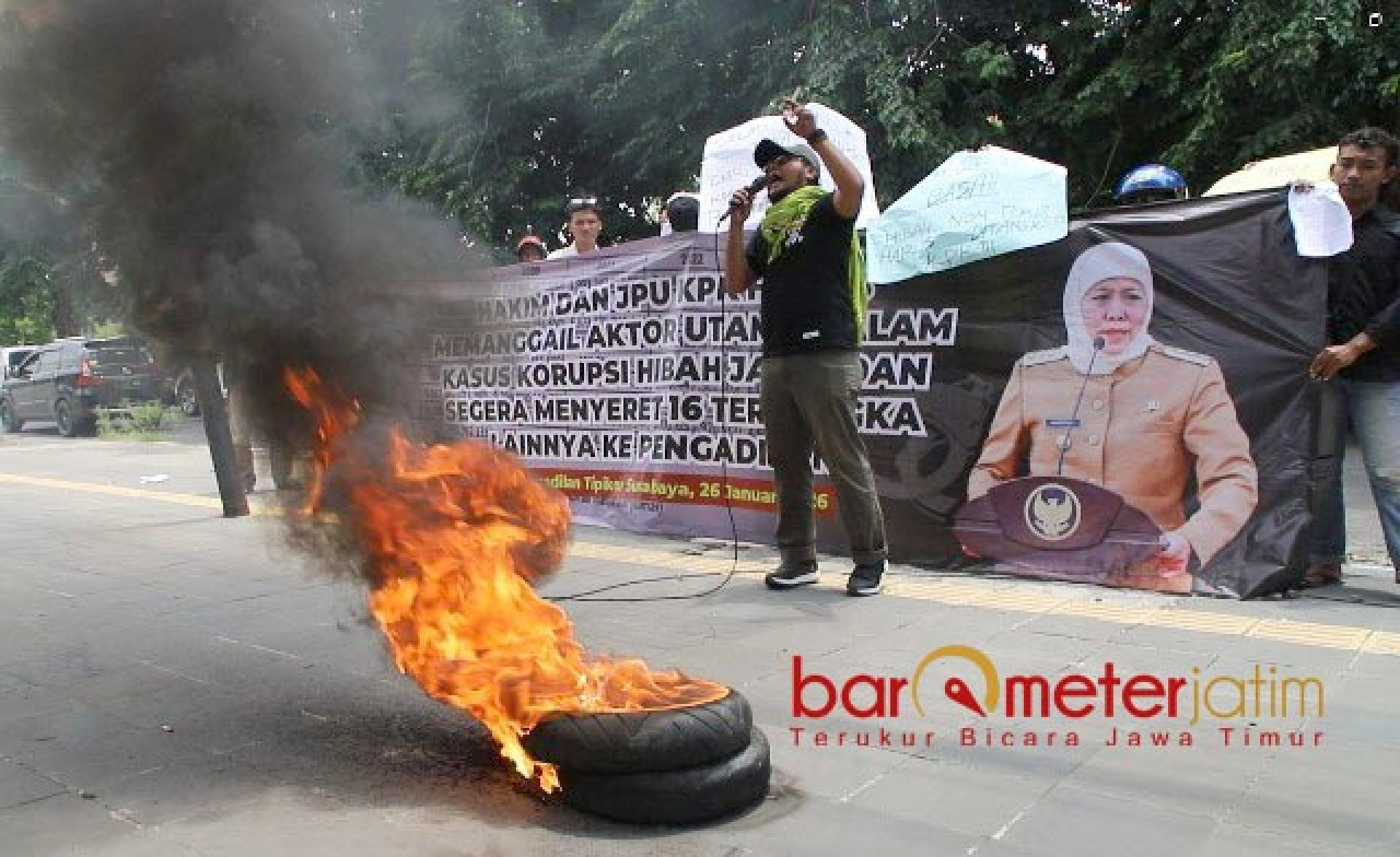 Demo Korupsi Hibah Jatim: Kalau KPK Tidak Tebang Pilih, Adili Khofifah!