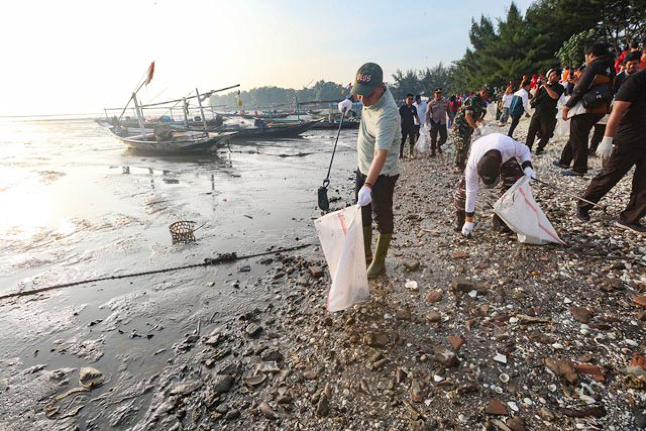 Sambut Seruan Prabowo, 61.500 Warga Surabaya Tumpah Ruah Gelar Kurve!