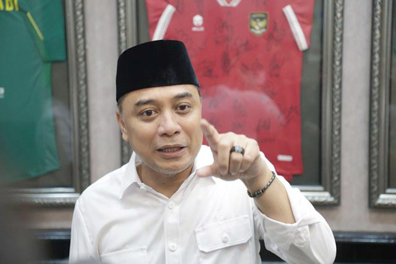 Zakat Orang Surabaya Disalurkan ke Luar Daerah, Eri Cahyadi Ancam Tutup LAZ!