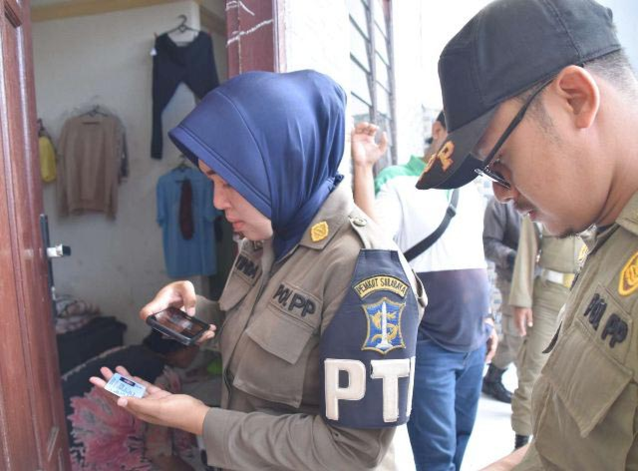 Eri Cahyadi Perketat Pendatang Baru, Tak Jelas Jangan Coba-coba Masuk Surabaya!