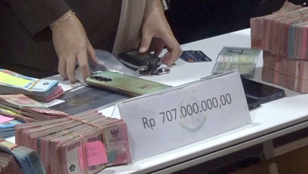 Pungli Perizinan di ESDM Jatim Berlangsung 2 Tahun, 19 Staf Kecipratan Rp 707 Juta!