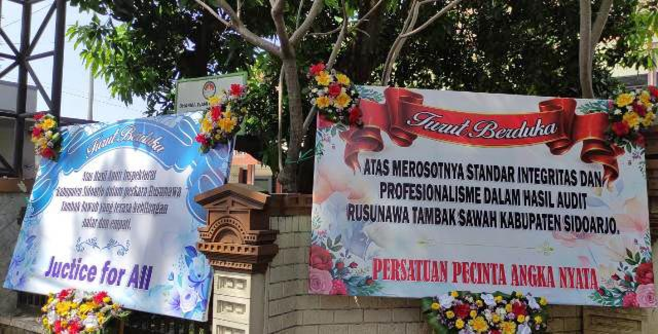 Dikirimi 4 Karangan Bunga soal Audit Rusunawa, Inspektorat Sidoarjo Tak Alergi Kritik!