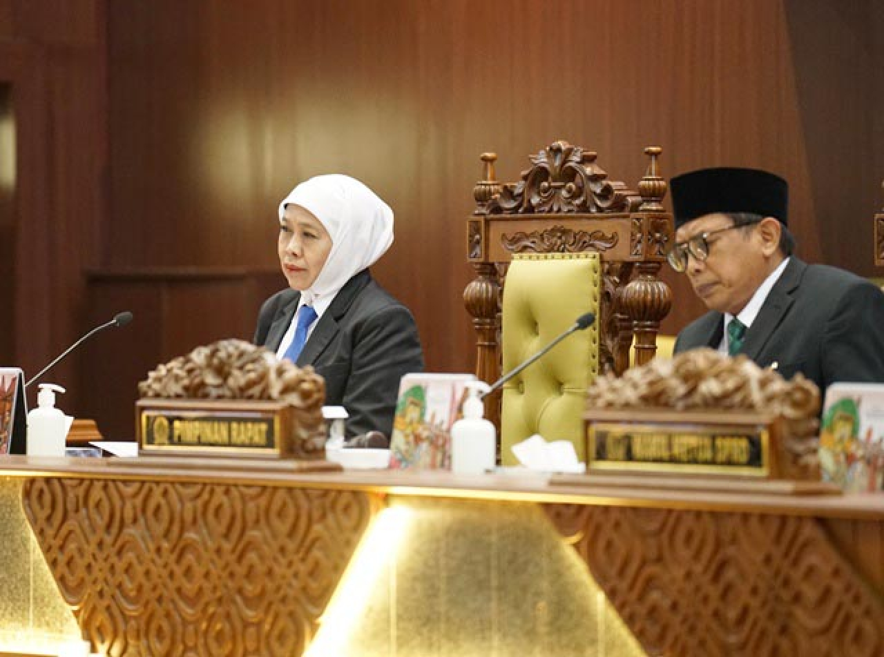 PKB Kritik Khofifah Lewat Pantun Menohok: LKPJ Jangan Terlalu Banyak Alasan!
