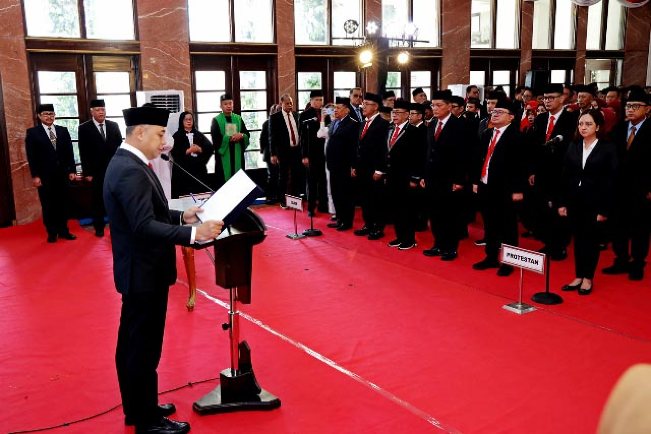 Eri Cahyadi Mutasi 57 Pejabat Pemkot, Target Tak Tercapai Siap-siap Dicopot!