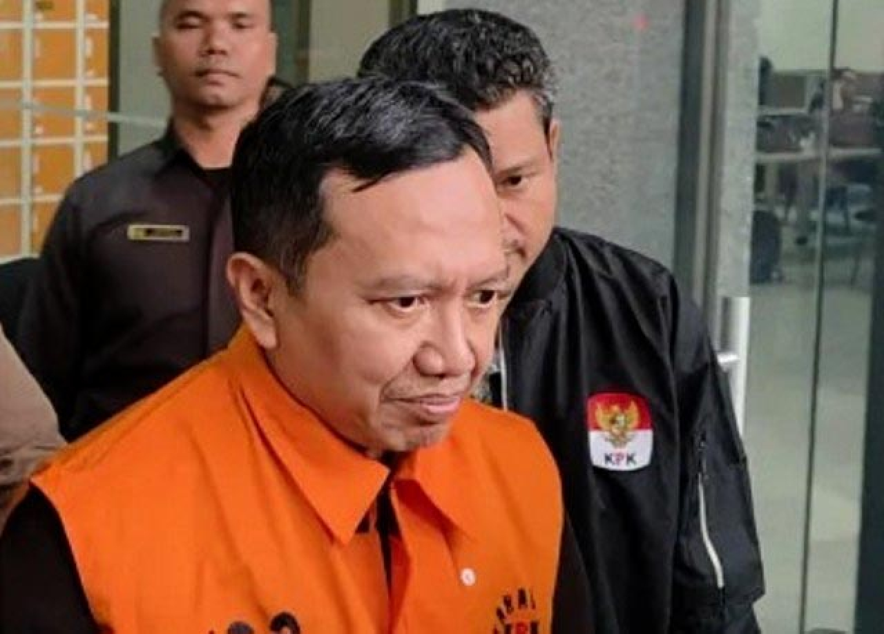 KPK Tahan Anggota DPRD Jatim Mahrus, Diduga Suap Anwar Sadad Rp 1,5 M hingga Emas 1 Kg!