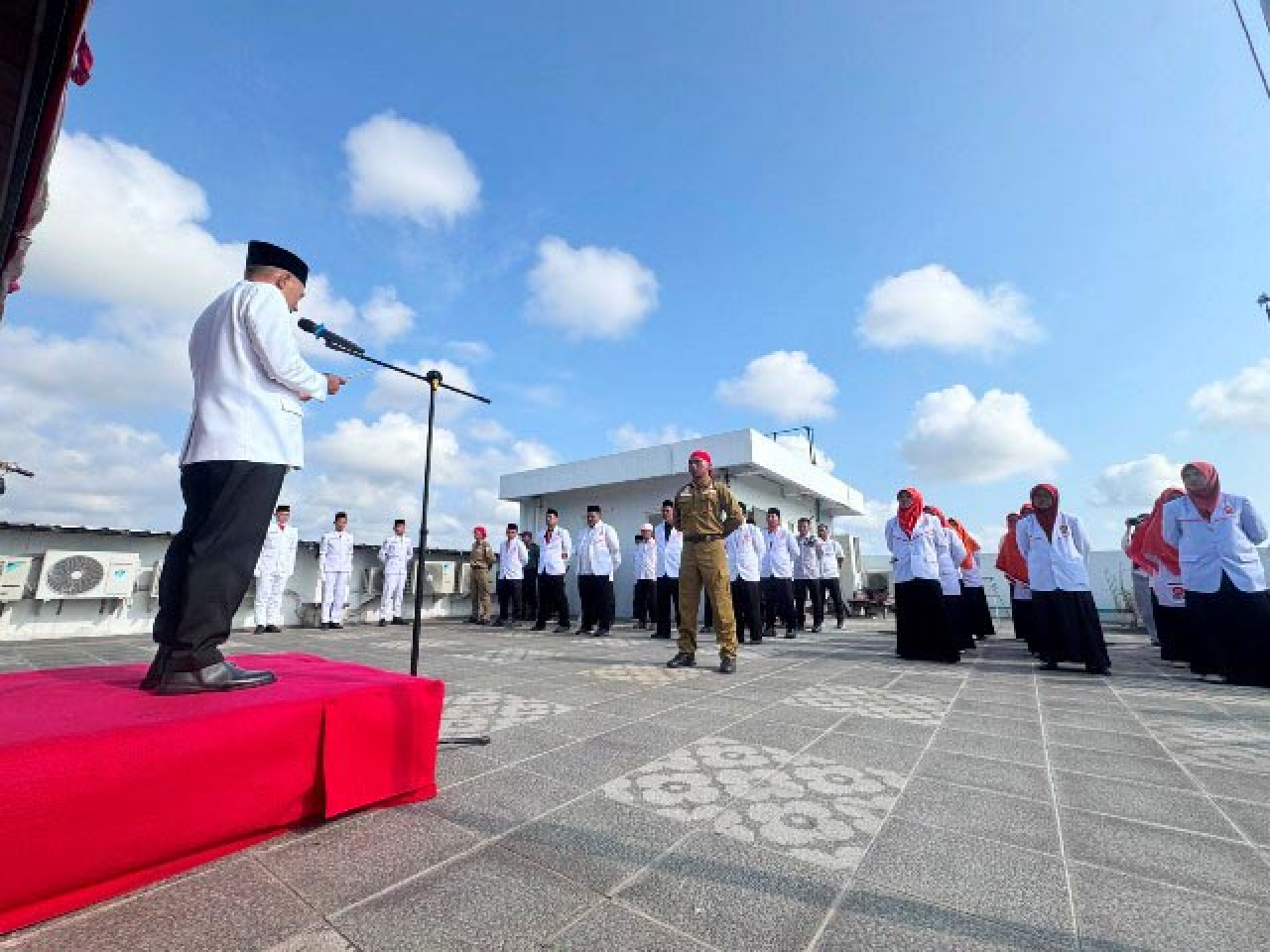 Peringati HUT ke-81 RI, PKS Jatim Tegaskan Setia pada Pancasila dan Konstitusi!