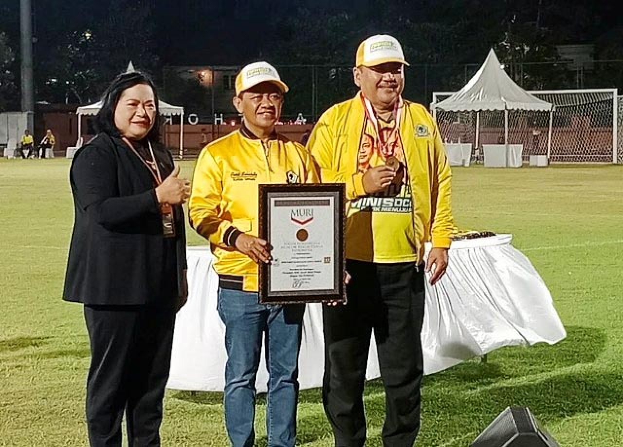 Dibanjiri 176 Tim dan 2.640 Pemain-Ofisial, Bahlil Mini Soccer Ukir Rekor MURI!