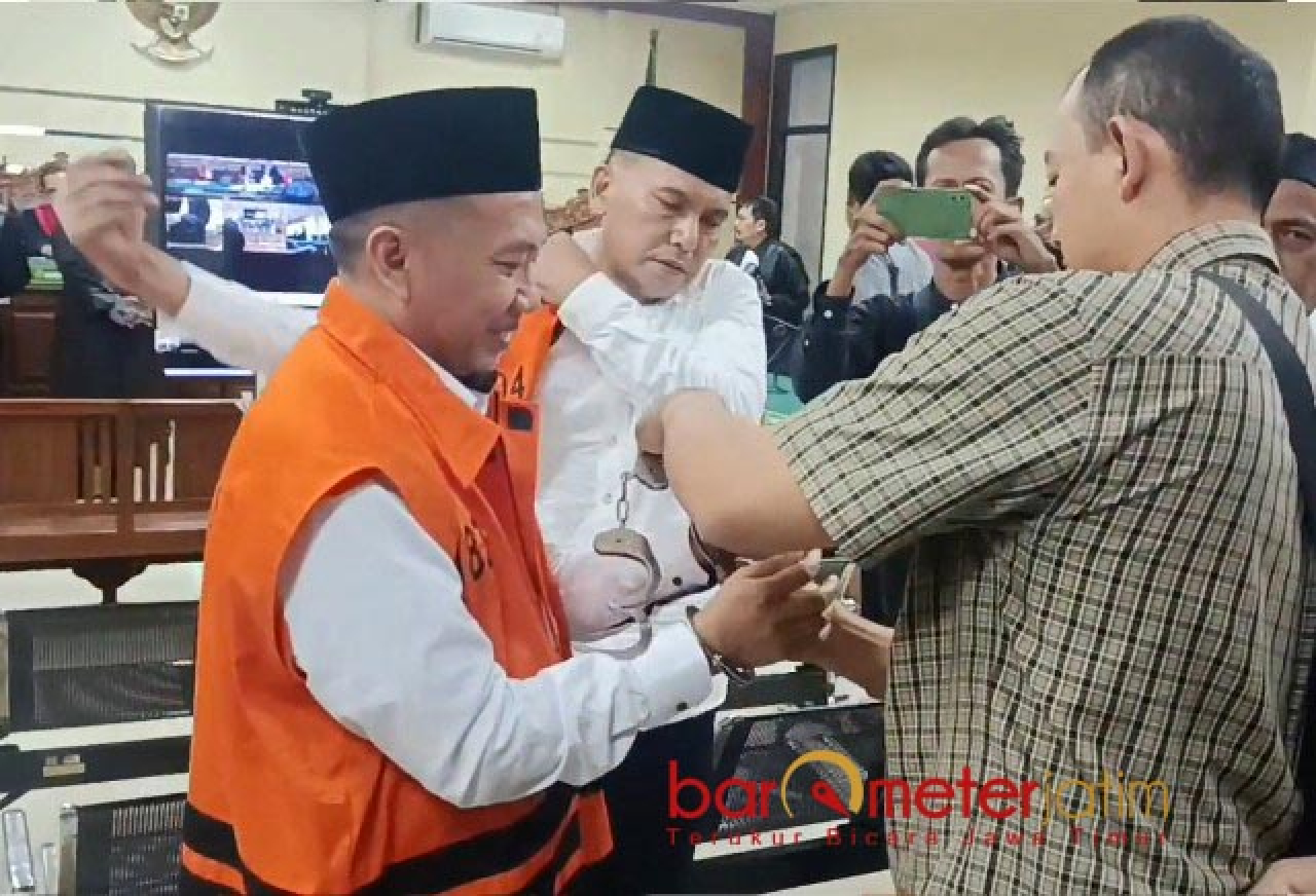 4 Terdakwa Hibah Jatim Disebut Beri Ijon Rp 22,27 M, PH: Masa Bawahan Suap Atasan?